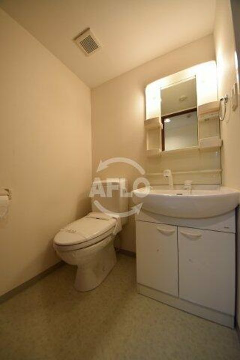 東小橋Ⅱ番館の内装