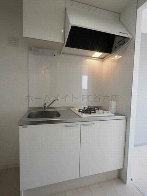 strataのキッチン