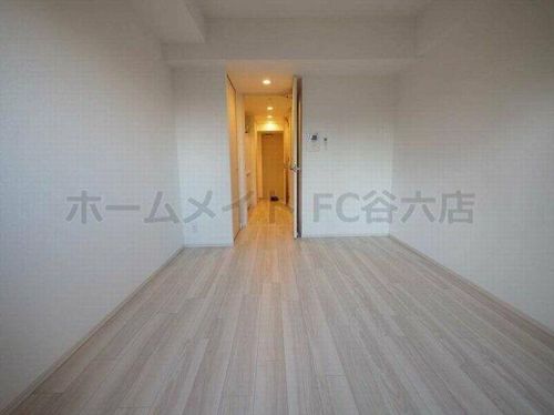 アドバンス大阪バレンシアの内装