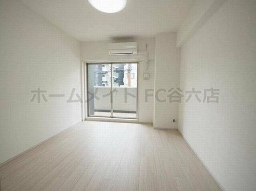 レオンコンフォート天神橋の居間