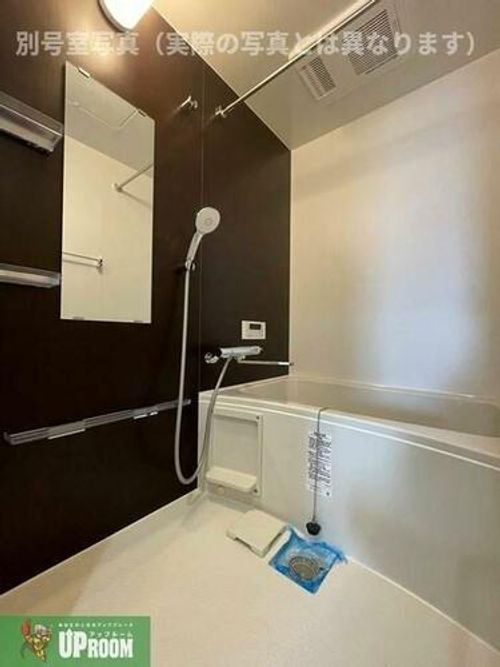 Warren kubomiⅡの風呂