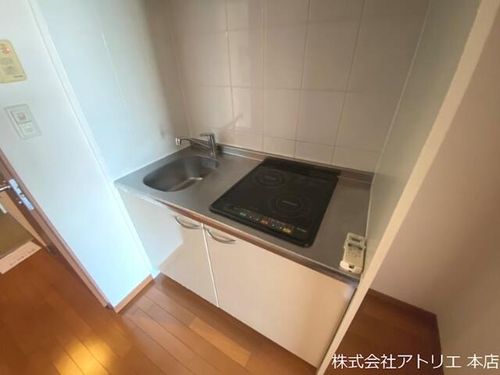 グランシス高井田のキッチン