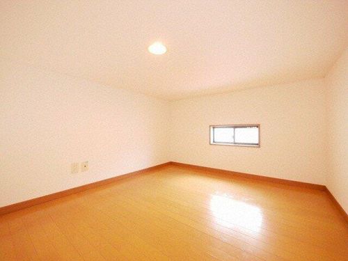 ロザリオカーサⅢの居間