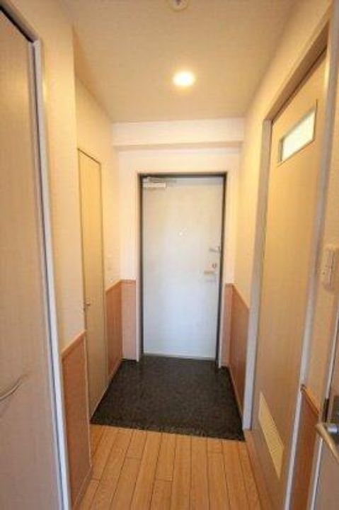 クレール池之表の玄関