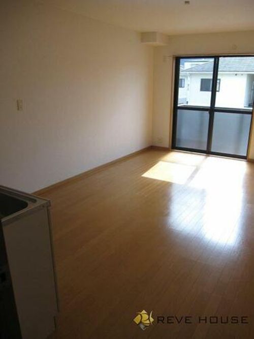 福岡県福岡市早良区田隈1丁目(アパート)の賃貸物件の居間