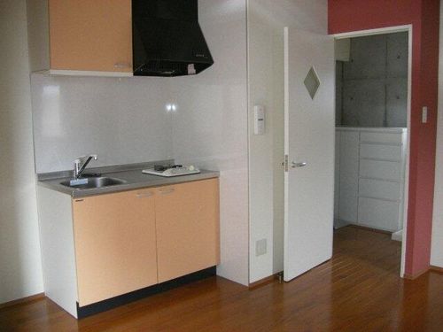 四季織る家5のキッチン