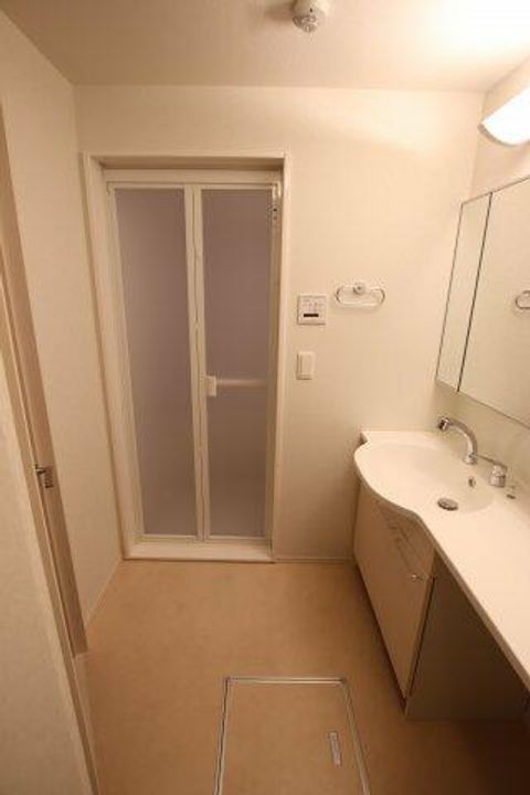 ディーモンテ深井沢町の内装