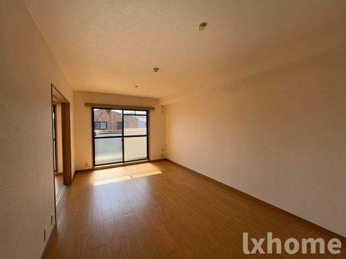 フロール南茨木の居間