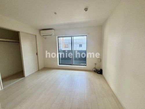 KTIレジデンス阿倍野205の居間