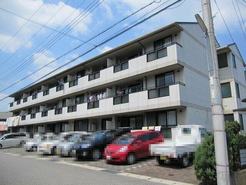 リオ谷上の外観