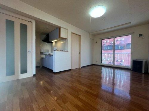 Jmms新光参番館302の居間