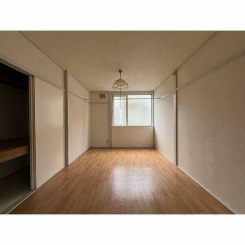 ハタコーポラス66の内装