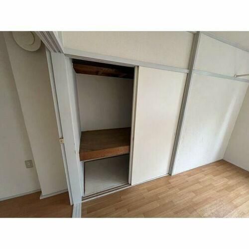 ハタコーポラス66の内装