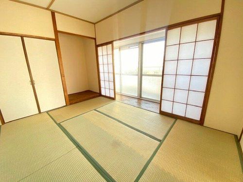 手柄コーポ1号館9Aの内装