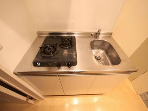 ビルーチェ並木Bのキッチン