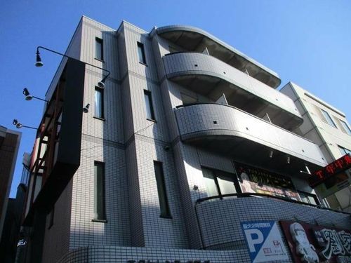 エクセレンスタマダの外観