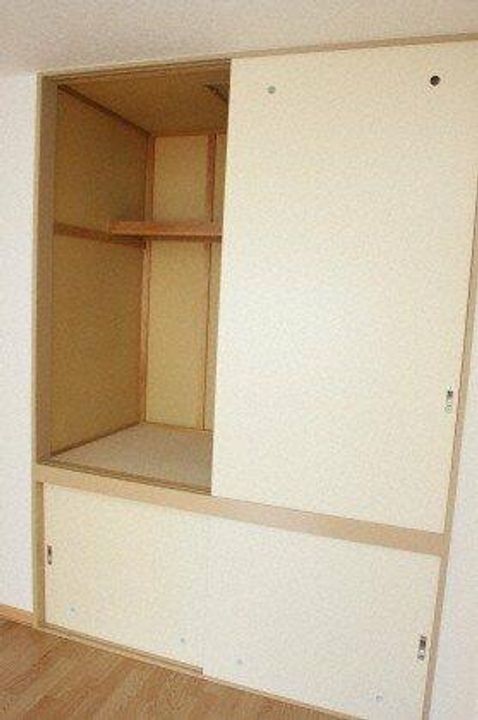 條野ハイツD201の内装