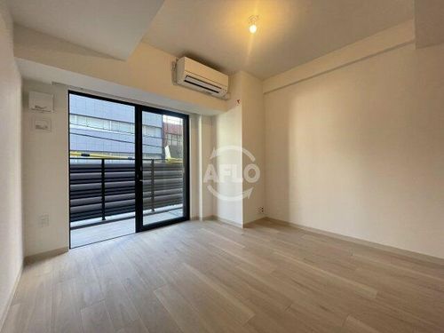 ジオエント新町の居間