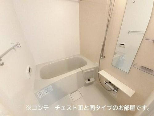 ウエスト コミタリアⅢの風呂