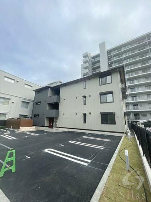 ヌーベル・ヴィ―侍従池の外観