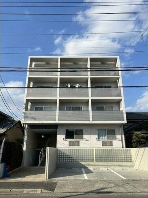 FULL HOUSE202の外観