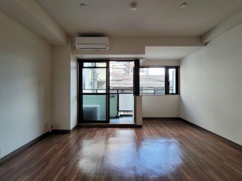 グリーンゲイブルズの居間