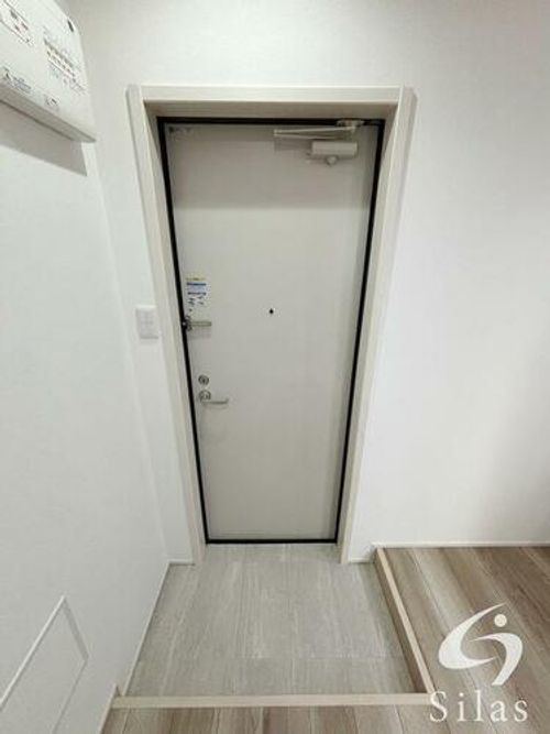 大阪府枚方市藤阪元町1丁目(アパート)の賃貸物件の玄関