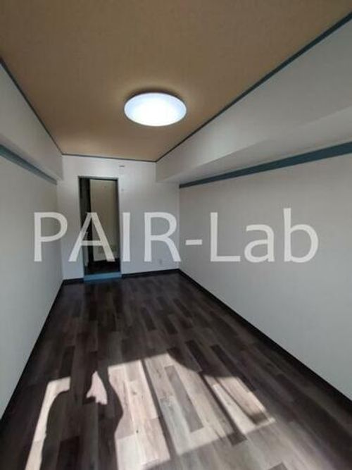 ハイツアメニティの居間