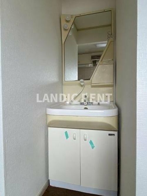 グランドシティ西新の内装