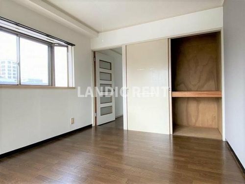 グランドシティ西新の内装