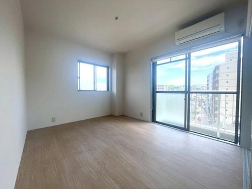 福岡県北九州市八幡東区山王1丁目(マンション)の賃貸物件601の居間