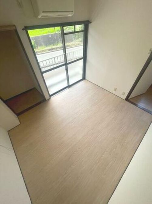 福岡県北九州市八幡東区山王1丁目(マンション)の賃貸物件の居間