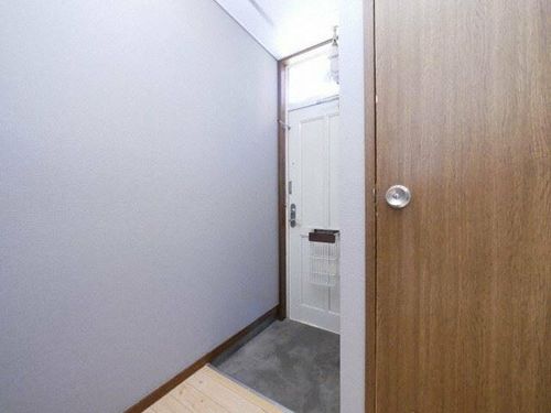 パレーシャル37の玄関