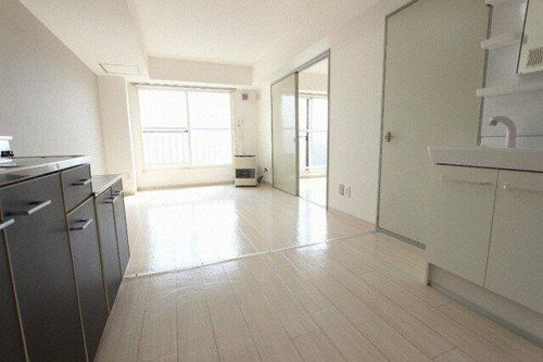 ラフォーレ40の居間