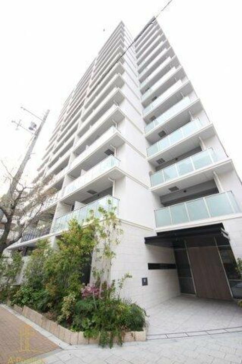 OPUS RESIDENCE SHINSAIBASHI SOUTHの外観