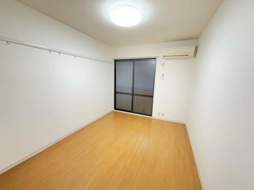 LH池田天神の居間