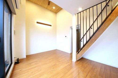 グランフォート新瑞橋の居間