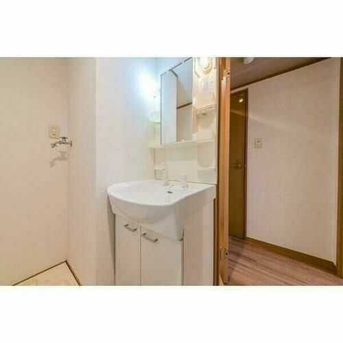 シーズンコート犬山201の内装