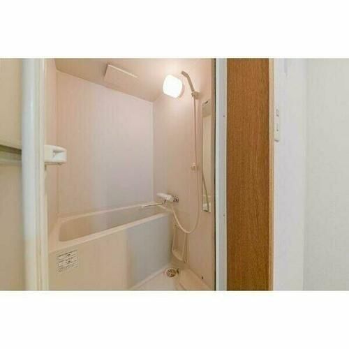 シーズンコート犬山201の風呂