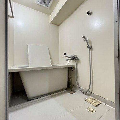 シュロス東白壁の風呂