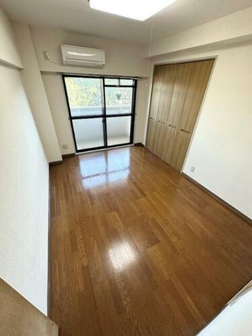 須磨パークアベニューの居間
