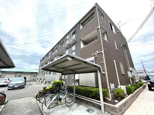 メゾン・アルカディアの外観