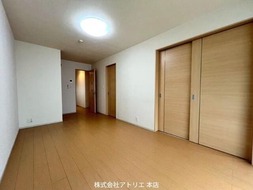 メゾン・アルカディアの居間