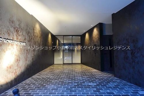 レジェンド紺屋町Ⅱの玄関