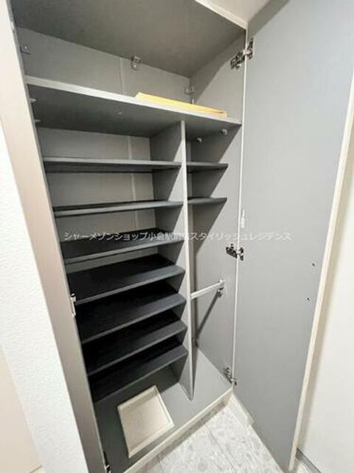 レジェンド紺屋町Ⅱの内装