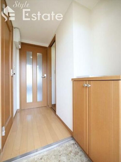 愛知県名古屋市天白区一本松1丁目(マンション)の賃貸物件の玄関