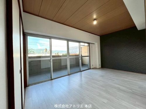 木の国ハイツの内装