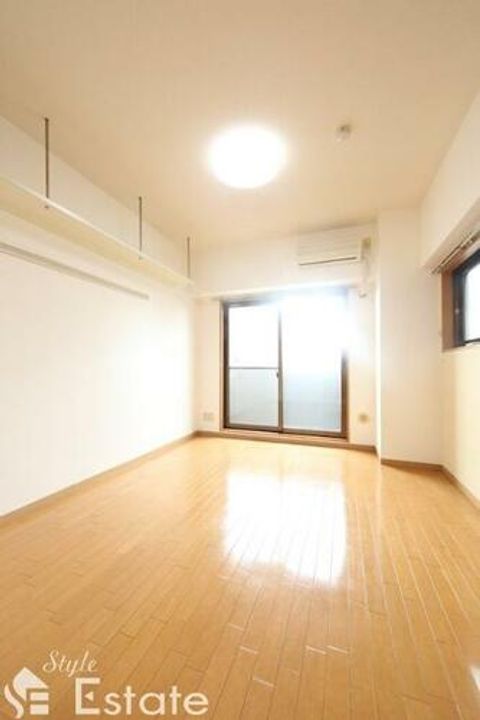 愛知県名古屋市名東区本郷2丁目(マンション)の賃貸物件の居間