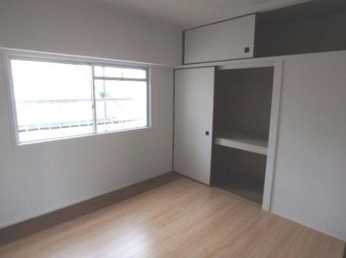 ヴィラナリー豊岡1号棟の内装