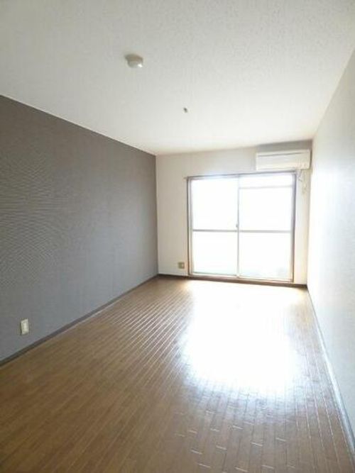 シャトレSI千代田の居間